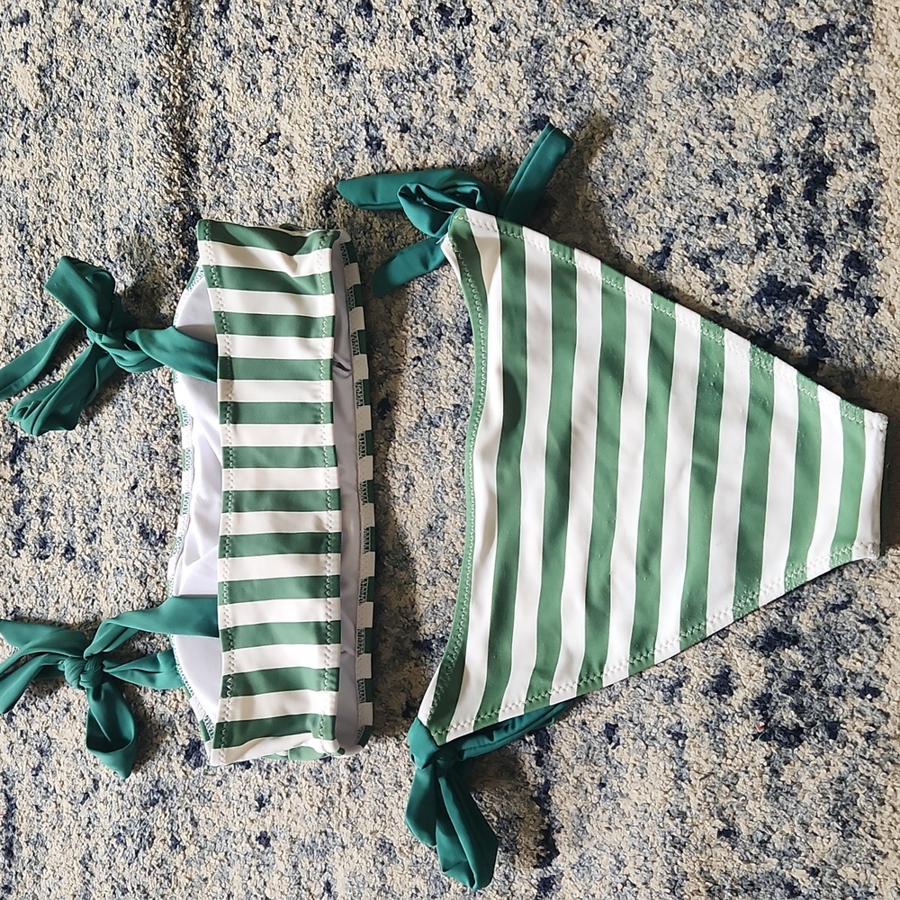Cupshe SZ S 2 Piece Green Stripe - Picture 2 of 4